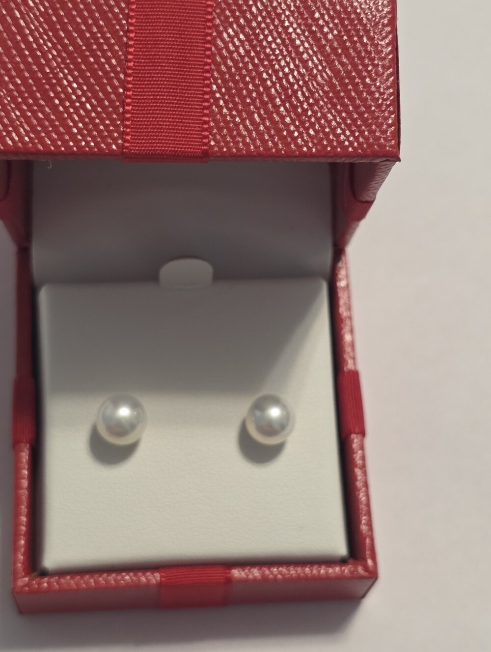 Belle de Mere Cultured Freshwater Pearl Stud Earrings 14kt gold